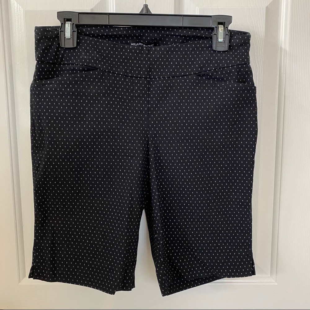 Knee-length stretch shorts